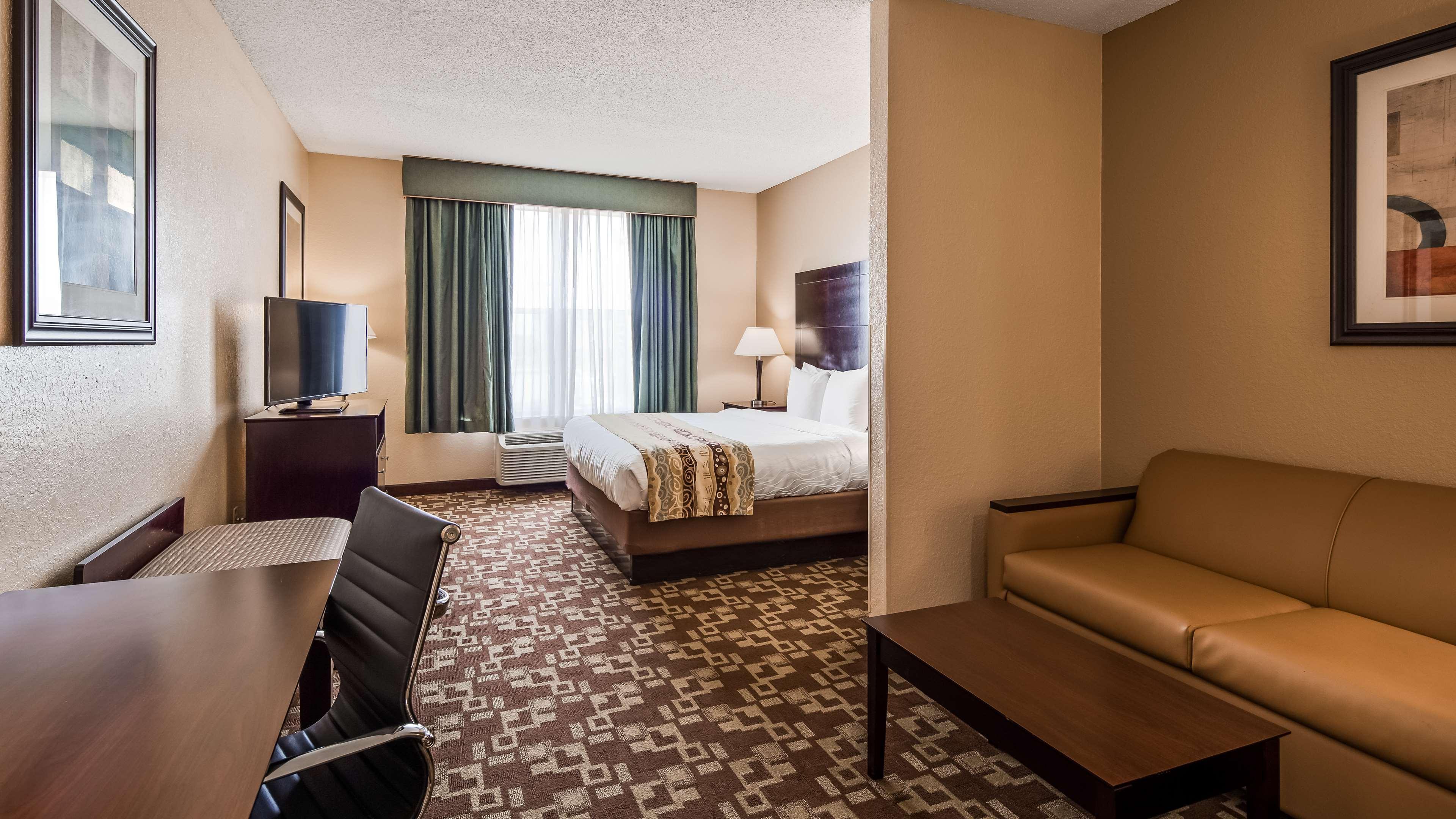 Western Hobby Airport And 3* Houston