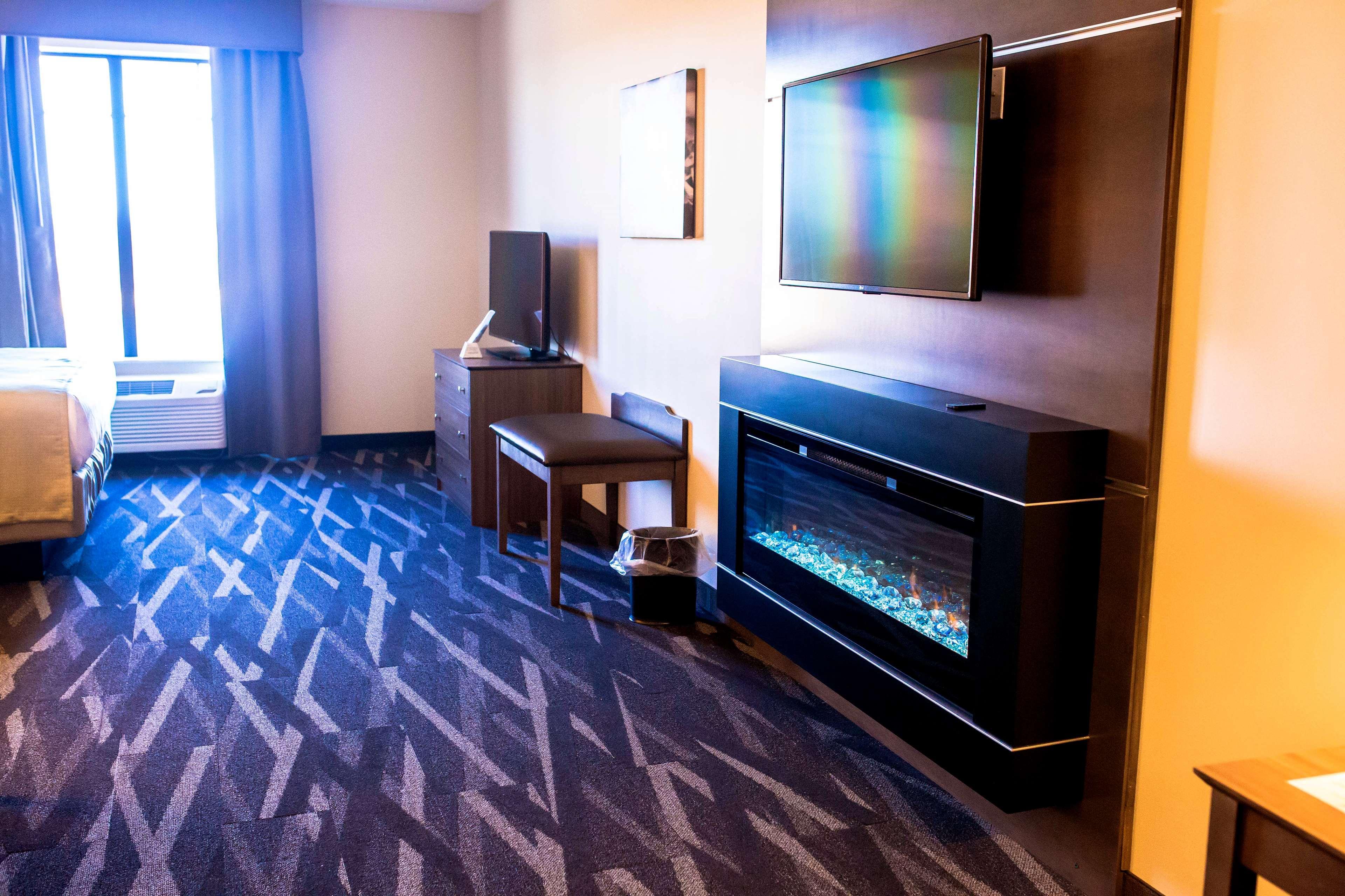 Western Hobby Airport And 3*