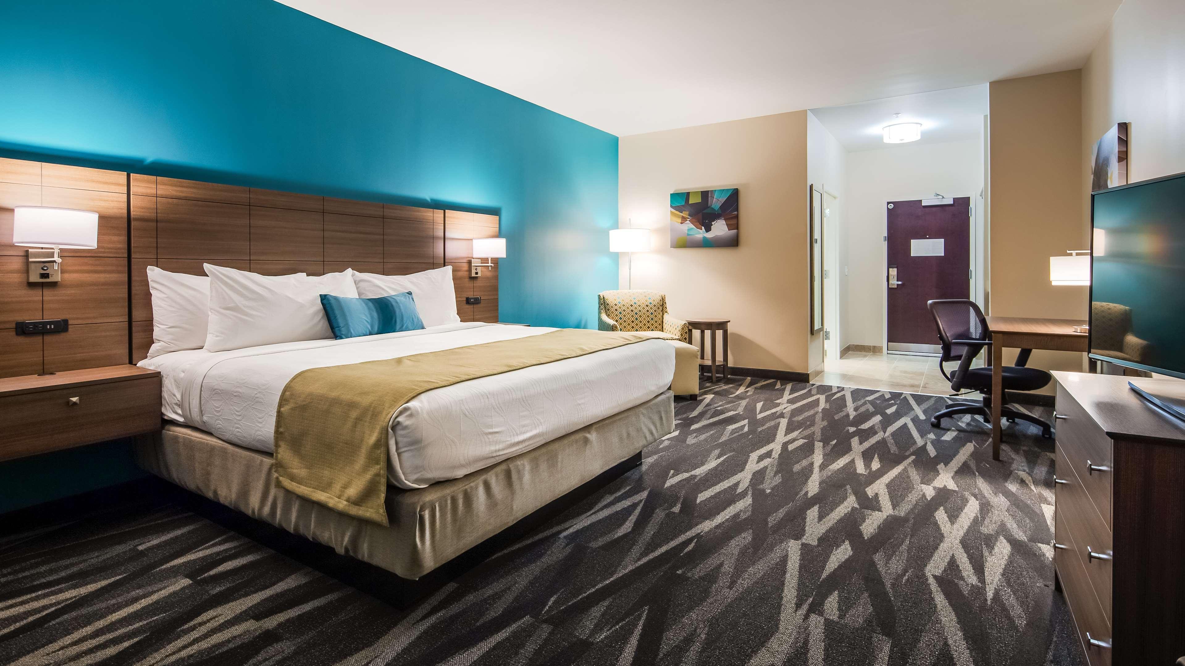 Otel Western Hobby Airport And