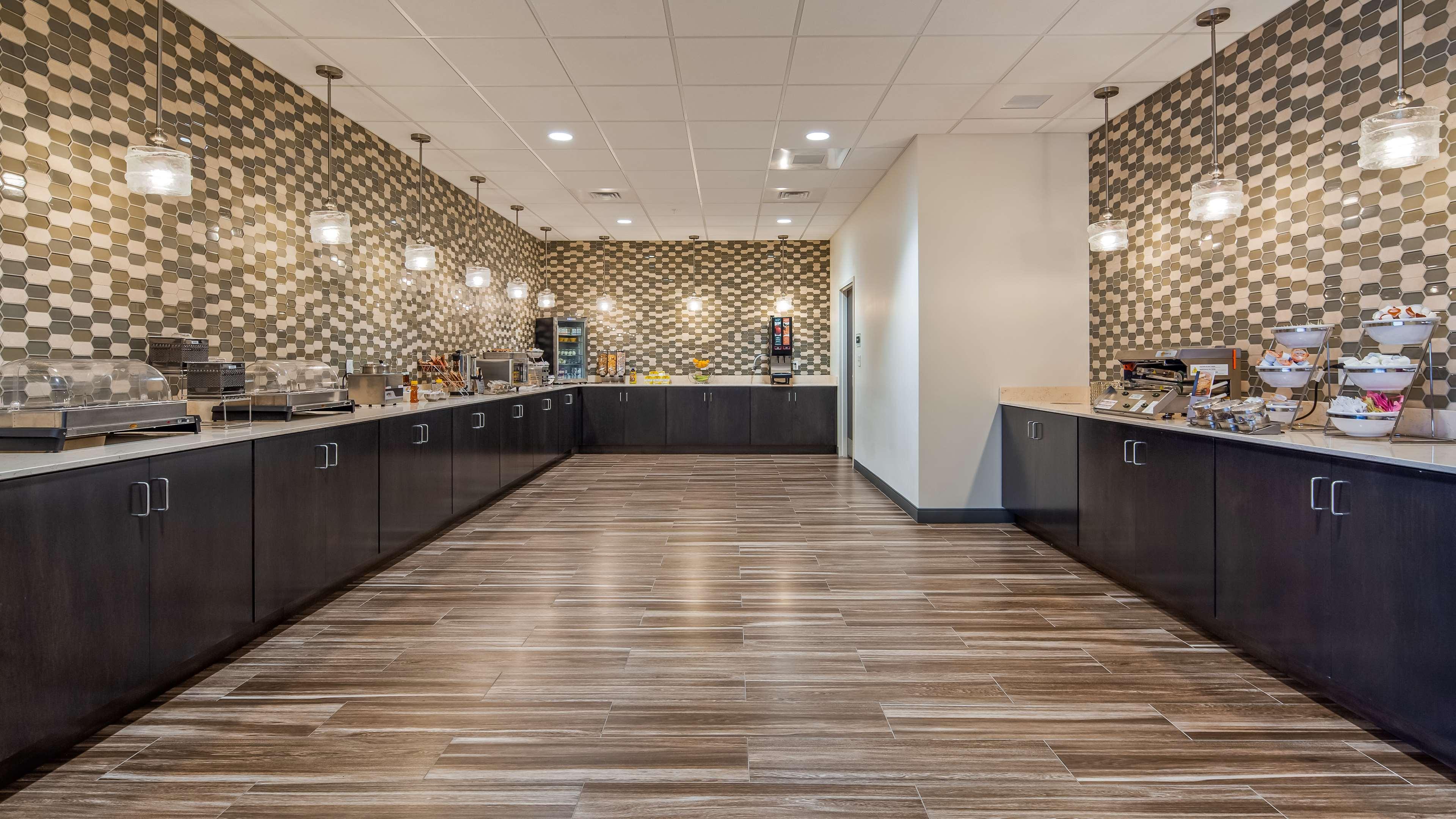 Western Hobby Airport And Hotel Houston