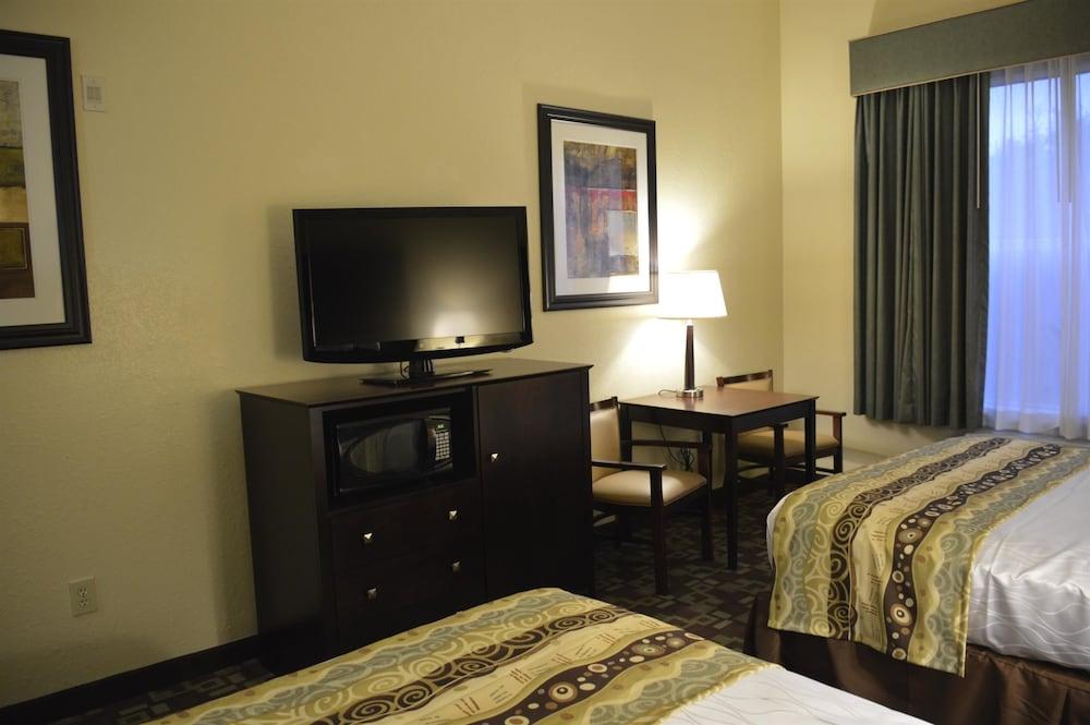 Western Hobby Airport And Hotel Houston