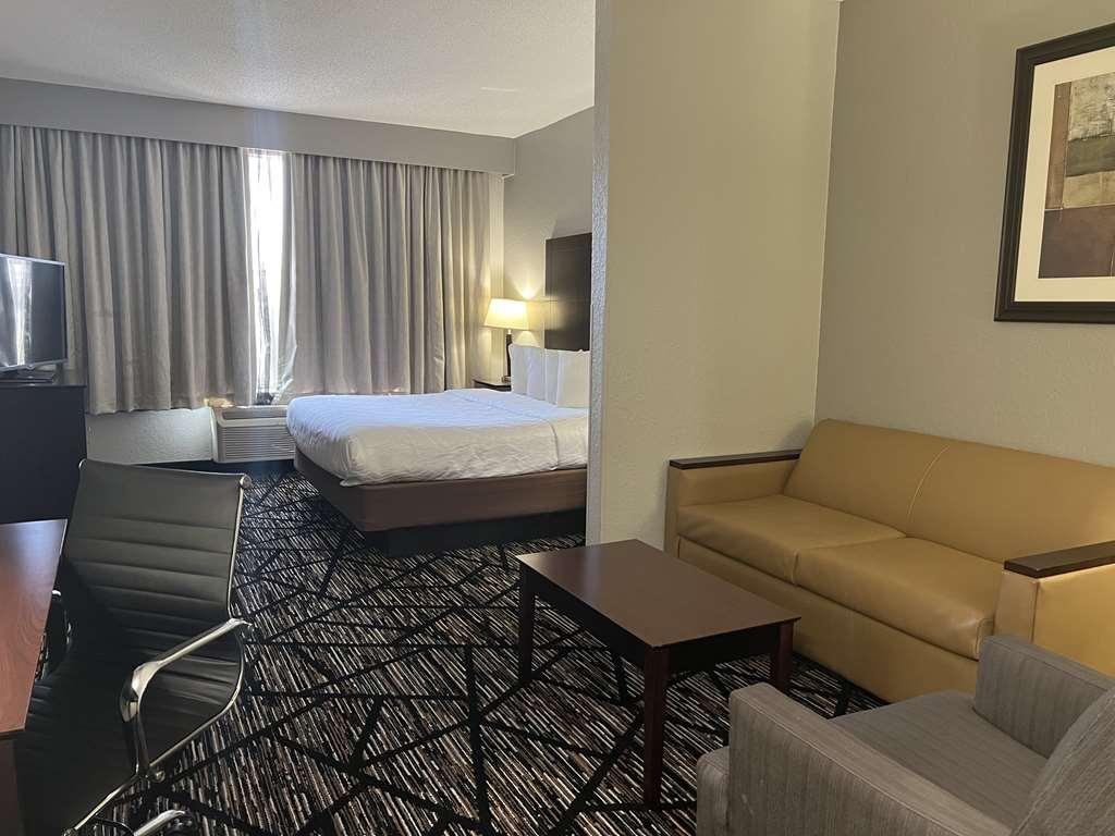 Western Hobby Airport And Hotel Houston
