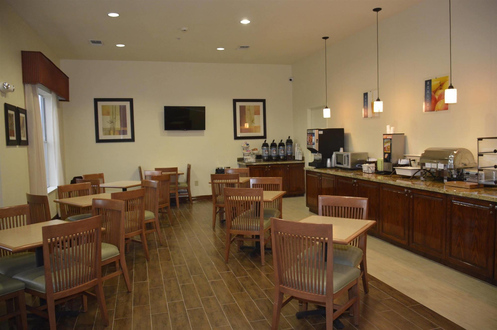 Hotel Western Hobby Airport And